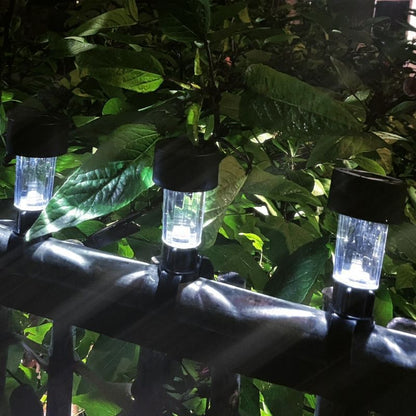 (ZNIŻKA 30%) SunAura™ – Lampa Ogrodowa Zasilana Energią Słoneczną